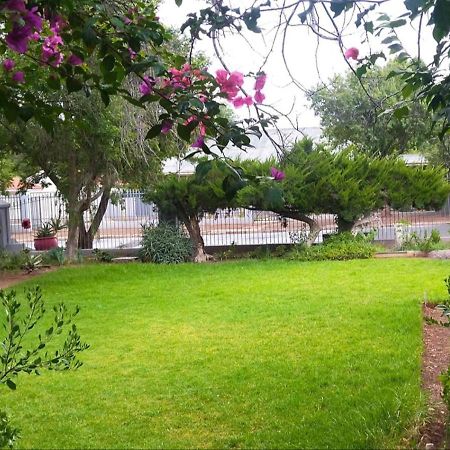 Royal Karoo Cottage Unit 1 Beaufort West Bagian luar foto