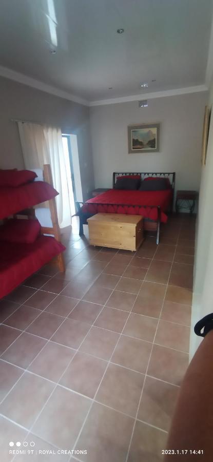 Royal Karoo Cottage Unit 1 Beaufort West Bagian luar foto