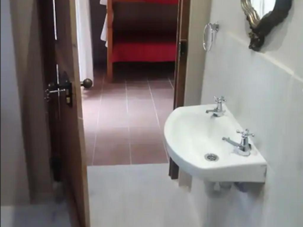 Royal Karoo Cottage Unit 1 Beaufort West Bagian luar foto